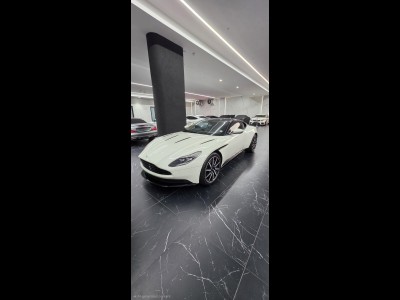 2022 Aston Martin Db11