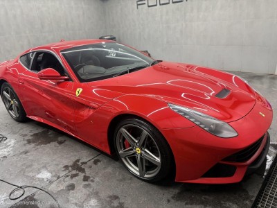 2014 Ferrari F12